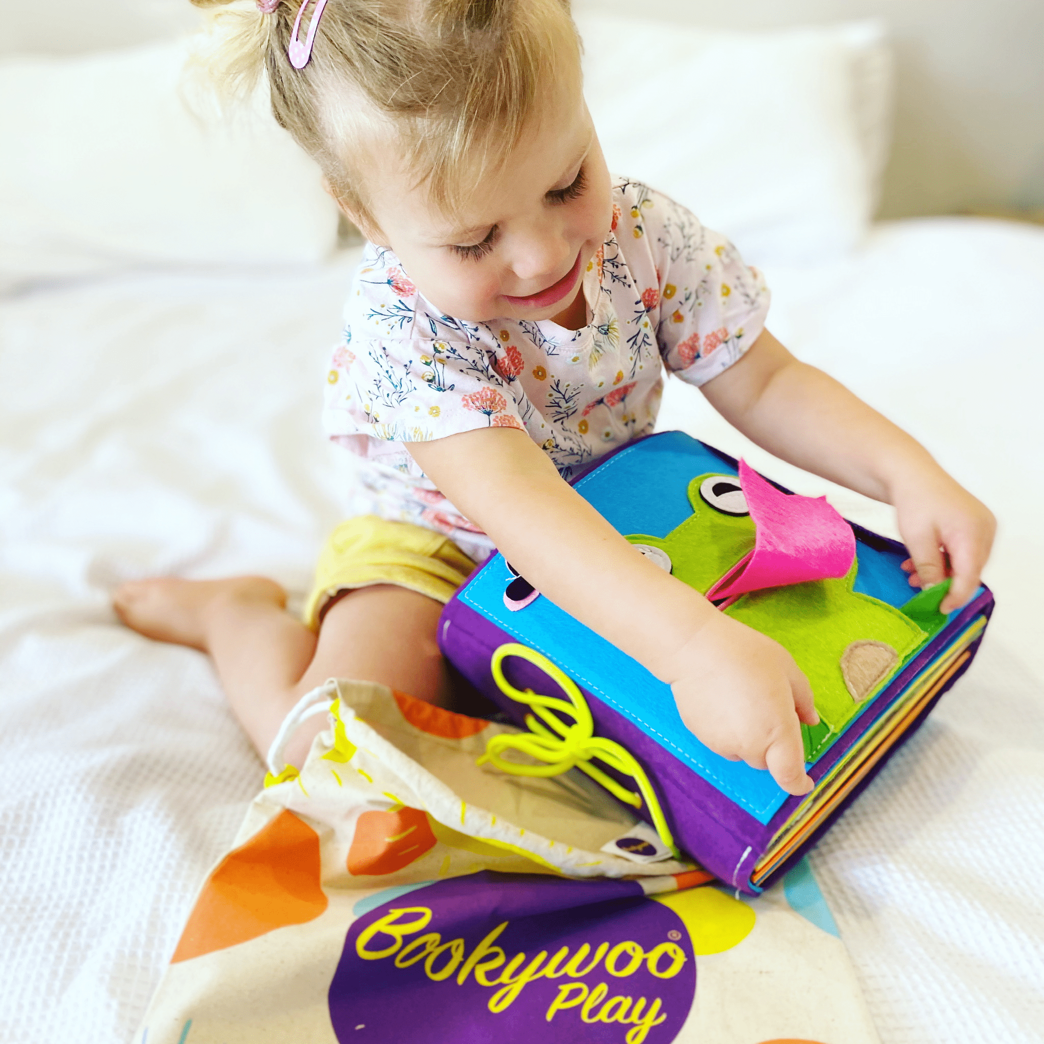 Bookywoo Play Felt Quiet Book